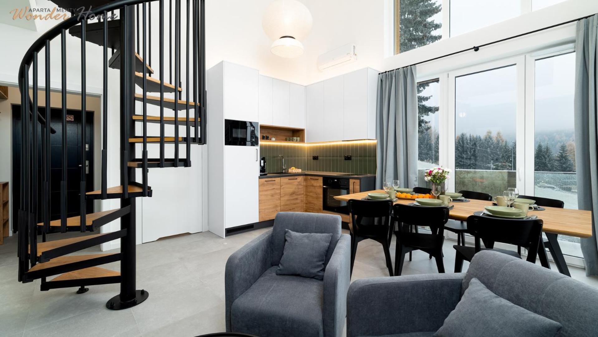Apartment Wonder Hillside: Ski-side With Playground And Outdoor Gym